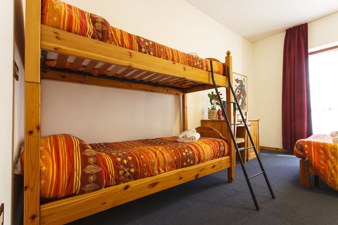 Imagen de la habitación del Hotel Club Solaris. Foto 5