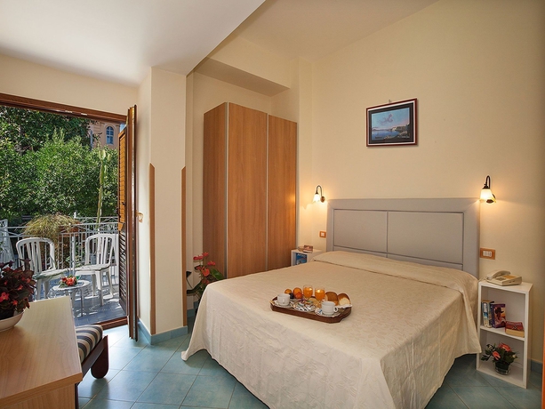 Imagen de la habitación del Hotel Club - Sorrento. Foto 7