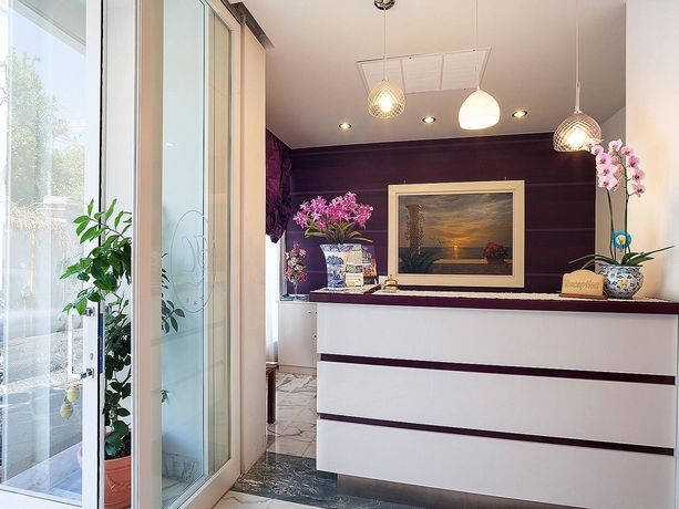 Imagen de los interiores del Hotel Club - Sorrento. Foto 13