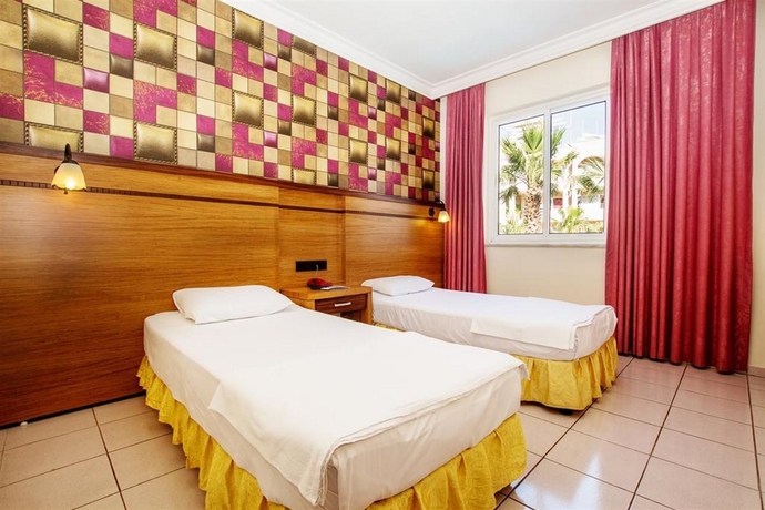 Imagen general del Hotel Club Sunsmile. Foto 10