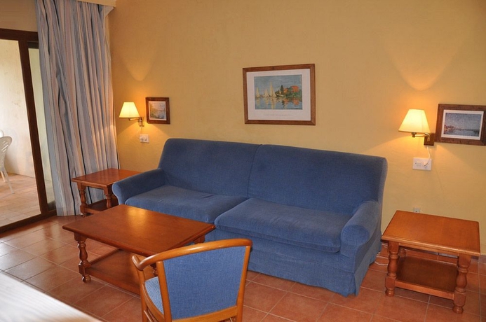 Imagen de los interiores del Hotel Club Sunway Punta Prima. Foto 8