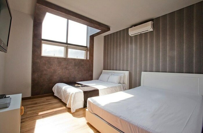 Imagen de la habitación del Hotel Club Tapiola. Foto 12