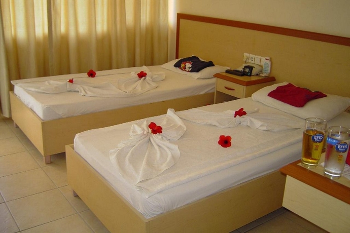 Imagen general del Hotel Club Tess Hotel. Foto 7
