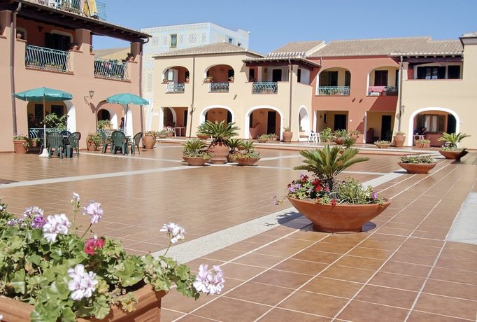 Imagen general del Hotel Club Torre Moresca. Foto 2