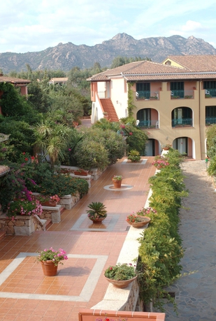 Imagen general del Hotel Club Torre Moresca. Foto 9