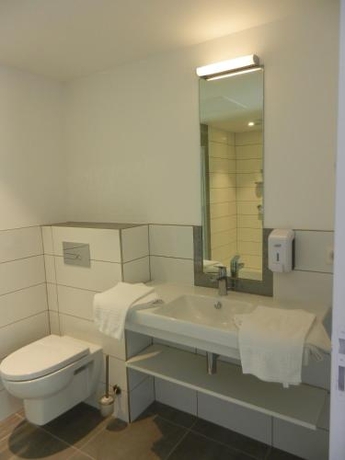 Imagen de la habitación del Hotel Club Vacances Bleues Grand Air Ol&eacute;ron. Foto 9