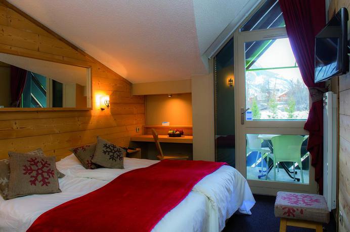 Imagen de la habitación del Hotel Club Vacances Bleues Les Alpes D'azur. Foto 5