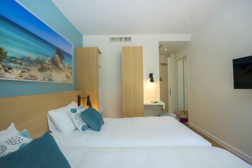 Imagen de la habitación del Hotel Club Vacanciel Carqueiranne. Foto 8