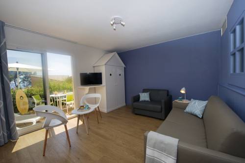 Imagen de la habitación del Hotel Club Vacanciel Carqueiranne. Foto 9