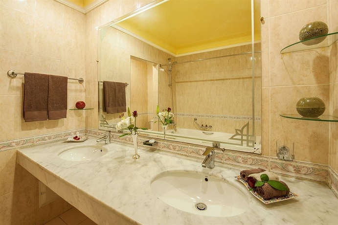 Imagen de la habitación del Hotel Club Val D Anfa. Foto 7