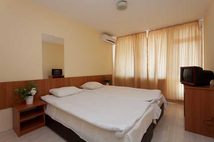 Imagen de la habitación del Hotel Club Vedren. Foto 6