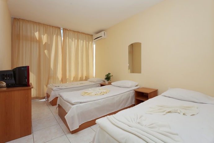 Imagen de la habitación del Hotel Club Vedren. Foto 8