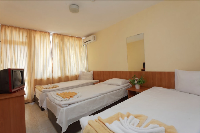 Imagen de la habitación del Hotel Club Vedren. Foto 9