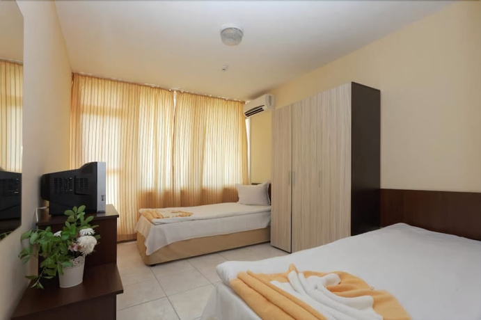 Imagen de la habitación del Hotel Club Vedren. Foto 10