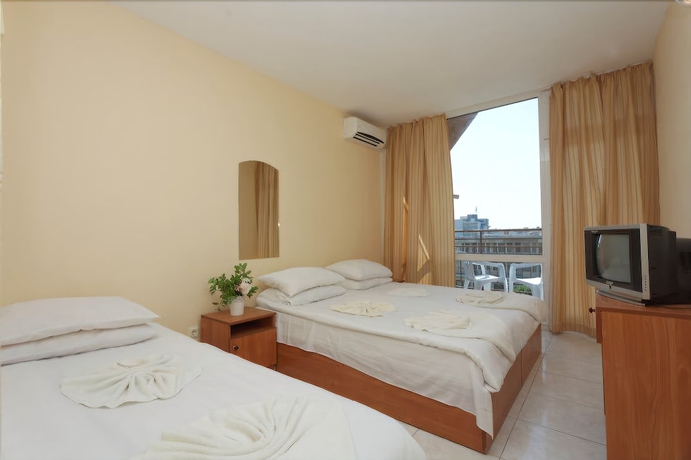 Imagen de la habitación del Hotel Club Vedren. Foto 12