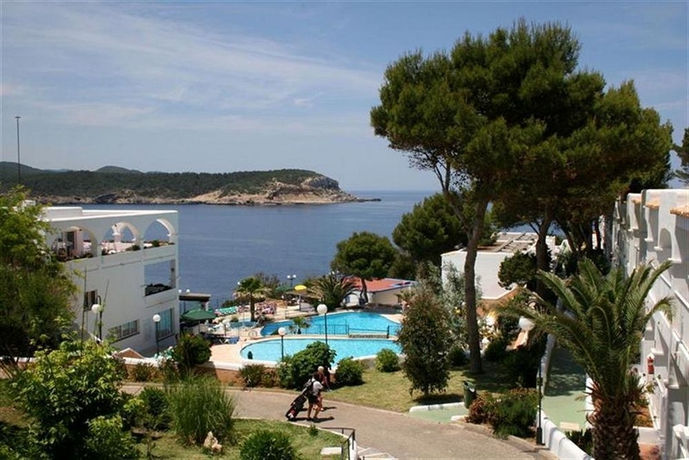 Imagen de los exteriores del Hotel Club Vista Bahia. Foto 6