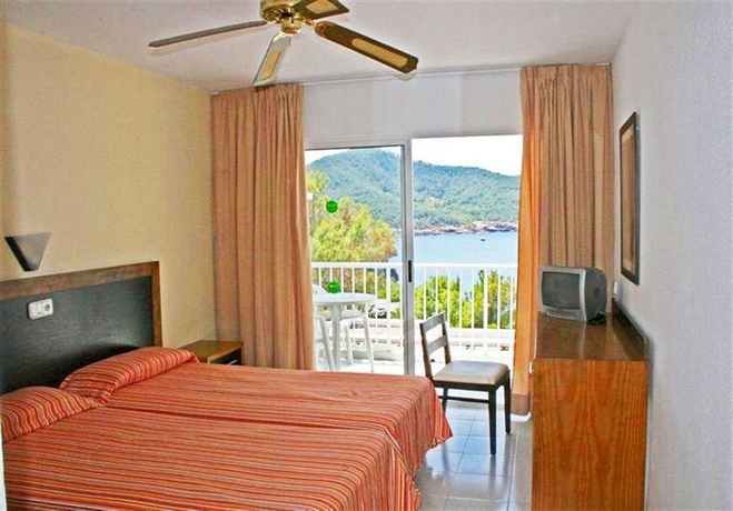 Imagen de la habitación del Hotel Club Vista Bahia. Foto 4