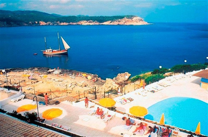 Imagen de los exteriores del Hotel Club Vista Bahia. Foto 8