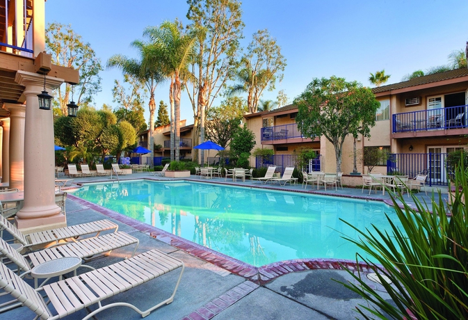 Imagen de la piscina del Hotel Club Wyndham Dolphin's Cove Resort. Foto 14