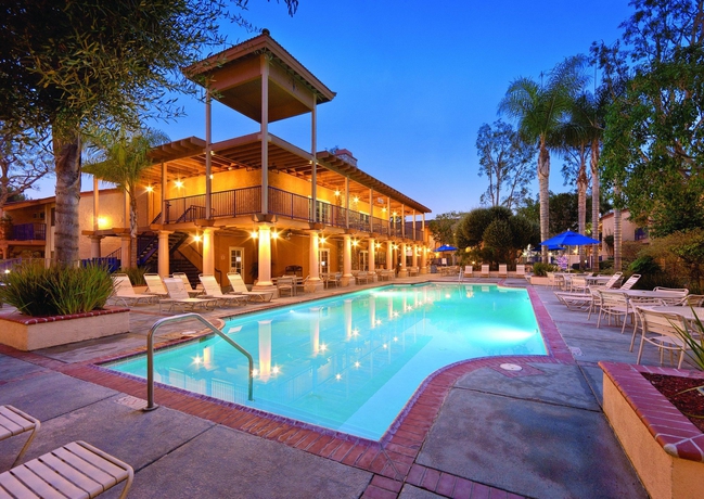 Imagen de la piscina del Hotel Club Wyndham Dolphin's Cove Resort. Foto 15