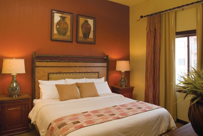 Imagen de la habitación del Hotel Club Wyndham Glacier Canyon. Foto 5