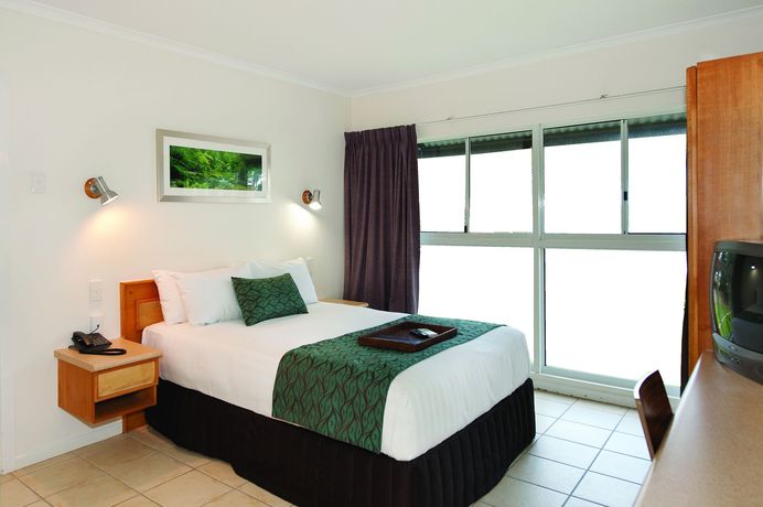 Imagen de la habitación del Hotel Club Wyndham Mission Beach. Foto 5