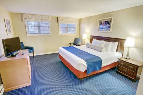 Imagen de la habitación del Hotel Club Wyndham Newport Onshore. Foto 6