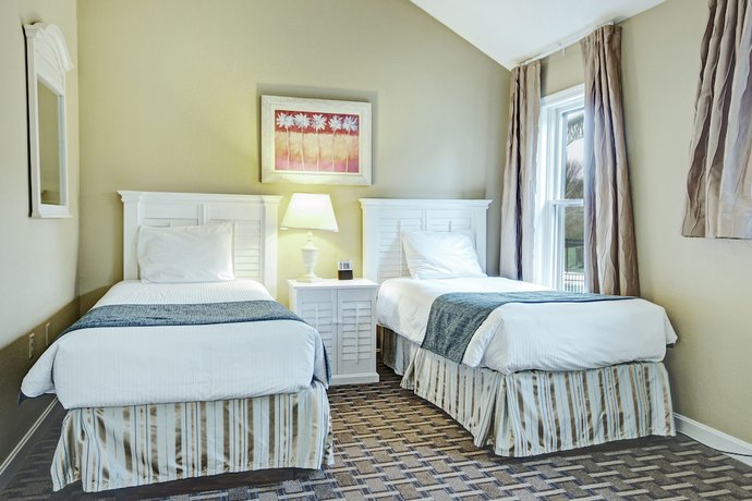 Imagen de la habitación del Hotel Club Wyndham Newport Overlook. Foto 17