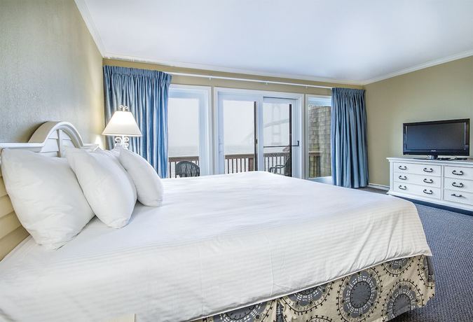 Imagen de la habitación del Hotel Club Wyndham Newport Overlook. Foto 19