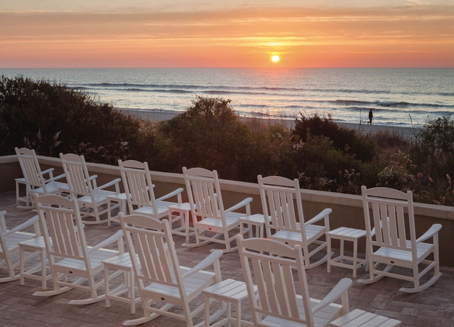 Imagen de los exteriores del Hotel Club Wyndham Ocean Boulevard. Foto 4