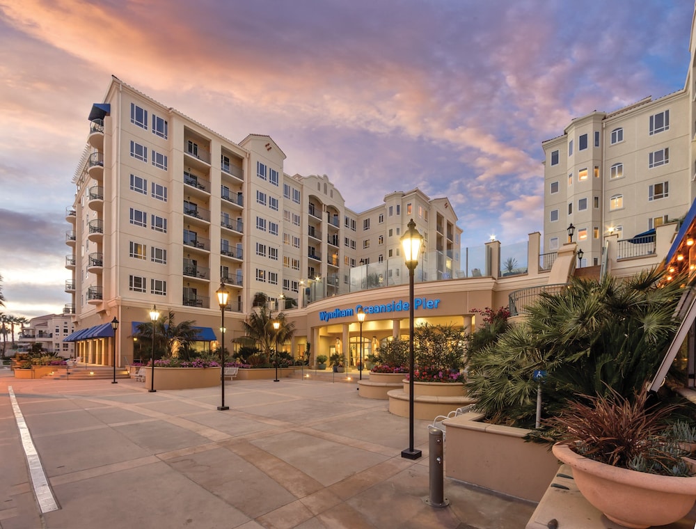 Imagen general del Hotel Club Wyndham Oceanside Pier Resort. Foto 1
