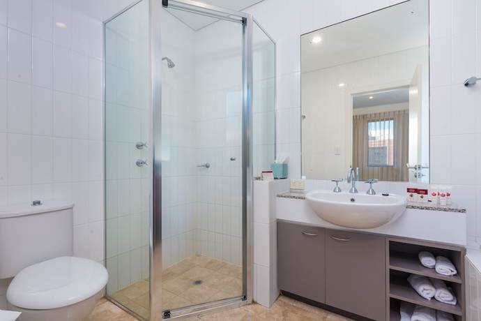 Imagen de la habitación del Hotel Club Wyndham Perth, Trademark Collection By Wyndham. Foto 16