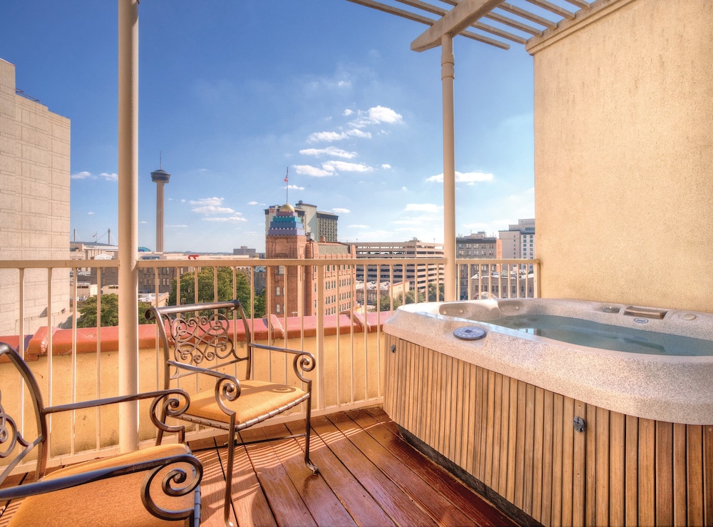 Imagen general del Hotel Club Wyndham Riverside Suites. Foto 2