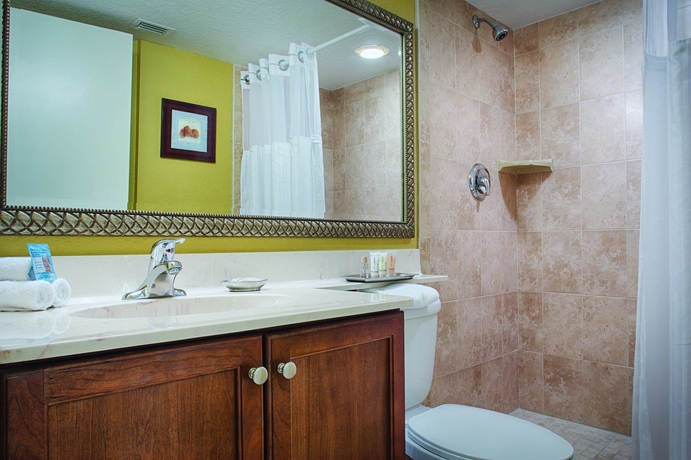 Imagen de la habitación del Hotel Club Wyndham Santa Barbara. Foto 5