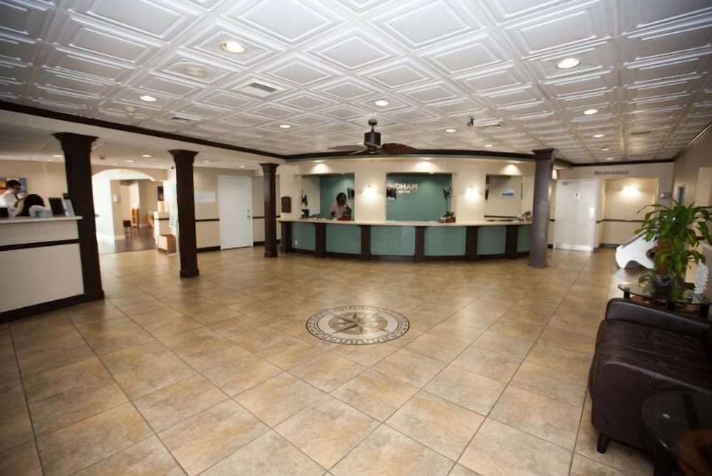 Imagen de los interiores del Hotel Club Wyndham Sea Gardens. Foto 15