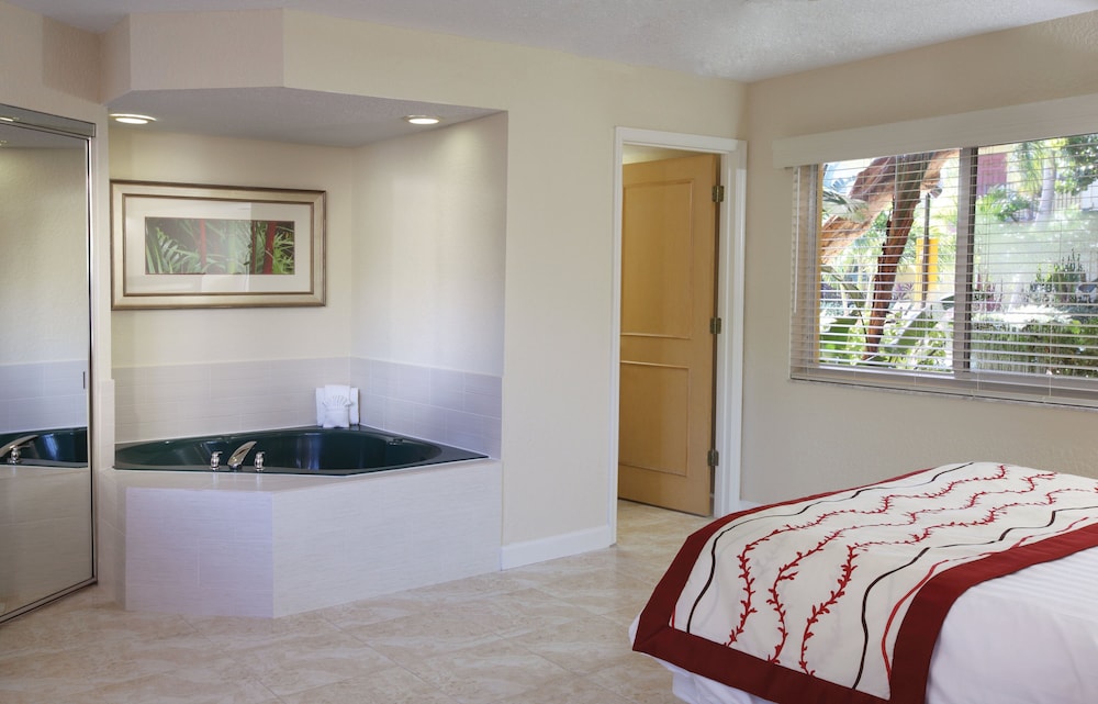 Imagen de la habitación del Hotel Club Wyndham Sea Gardens. Foto 9