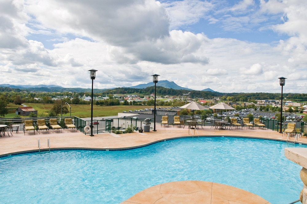 Imagen de la piscina del Hotel Club Wyndham Smoky Mountains. Foto 19