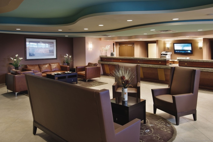 Imagen de los interiores del Hotel Club Wyndham Towers On The Grove. Foto 9