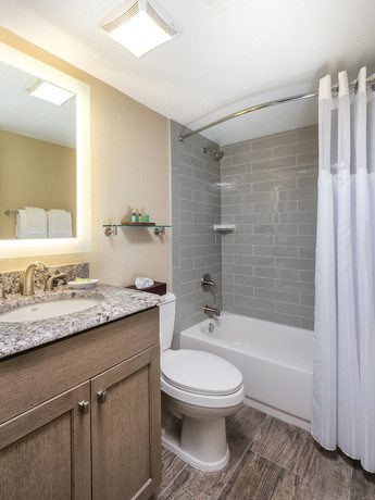 Imagen de la habitación del Hotel Club Wyndham Westwinds. Foto 13