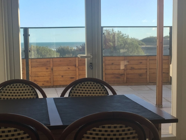 Imagen de la habitación del Hotel Club de Mar Terrazas Cayasta. Foto 18