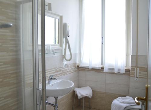 Imagen de la habitación del Hotel Club i Pini - Residenza d\'Epoca in Versilia. Foto 7