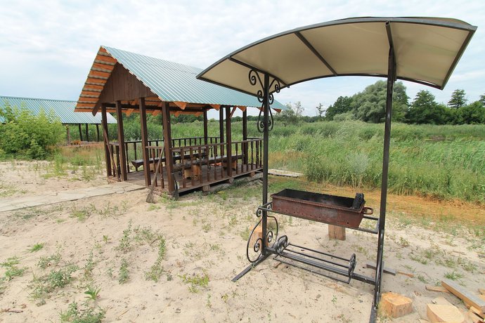 Imagen de los exteriores del Hotel Club-Glukhoman. Foto 12