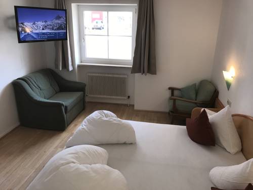 Imagen de la habitación del Hotel Clubdorf Alpenrose. Foto 6