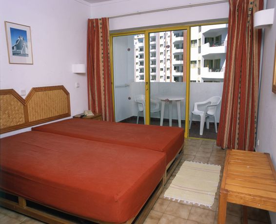 Imagen general del Hotel Clube Praia da Rocha. Foto 6