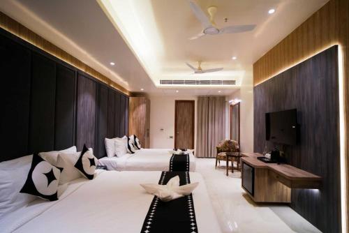 Imagen de la habitación del Hotel Clubhouse Ayodhya. Foto 20