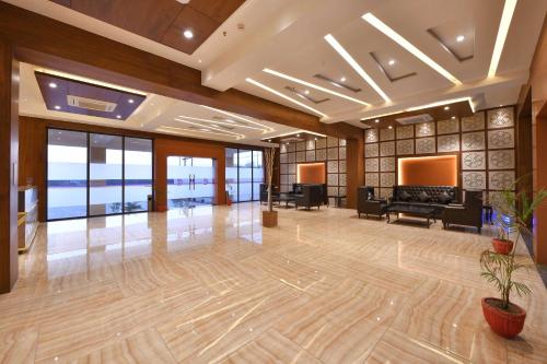 Imagen general del Hotel Clubhouse Morbi, Lalpar. Foto 2