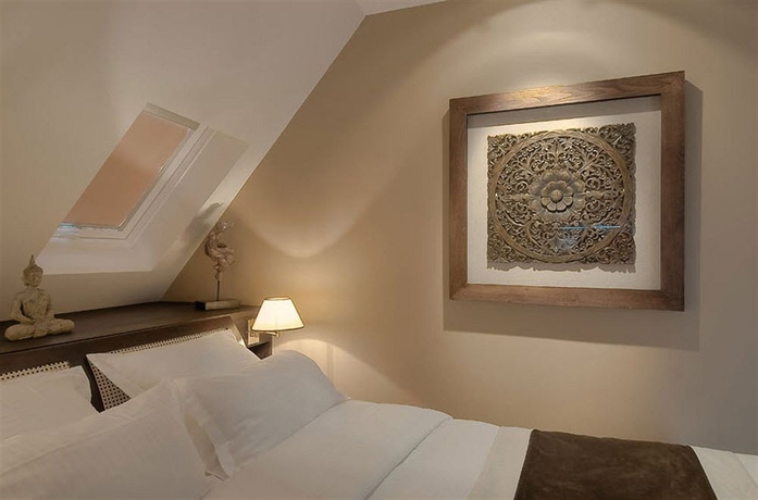 Imagen de la habitación del Hotel Cluny Square. Foto 7