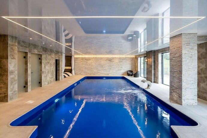 Imagen de la habitación del Hotel Clwyd Gate Manor Pool Sauna Hottub Cave Wales. Foto 20