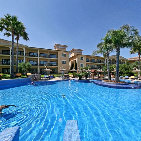 Imagen de la piscina del Hotel Cm Mallorca Palace - Adults Only. Foto 6