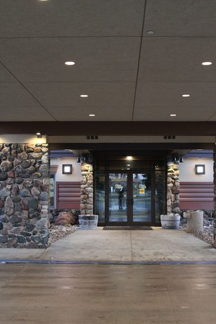 Imagen de los interiores del Hotel C'mon Inn And Suites. Foto 14